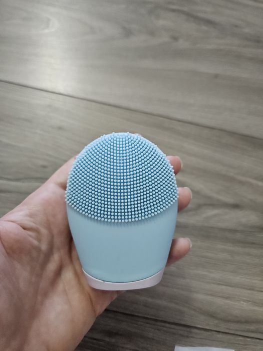 Dispozitiv electric de curățare facială din silicon, roz sau albastru