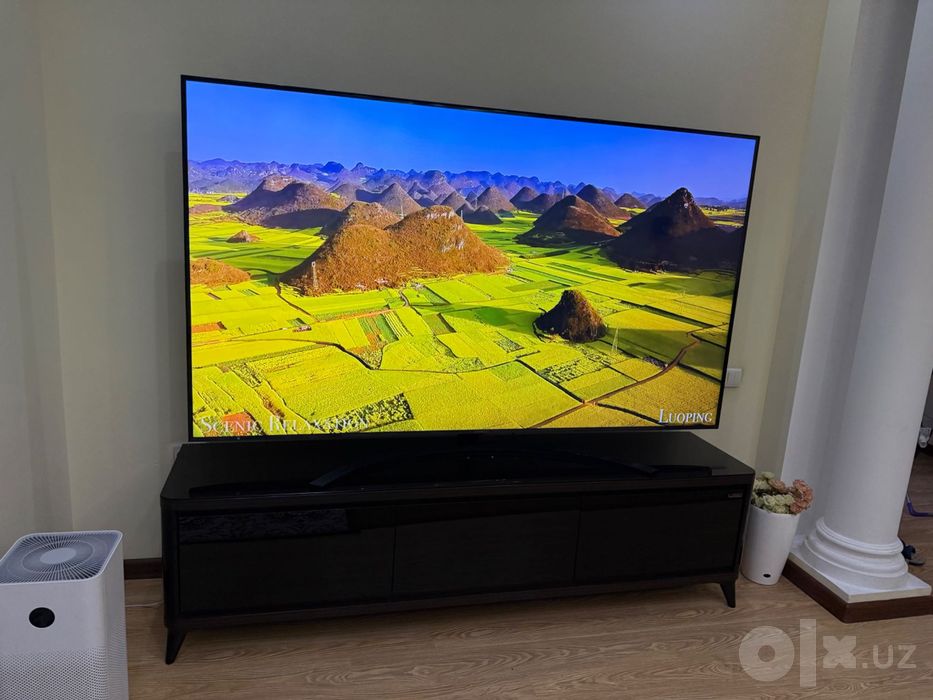 LG 65 UR81 почти новый тв новая модель