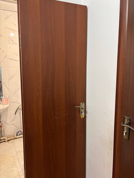 Хорошый двер.такой общий 8двер