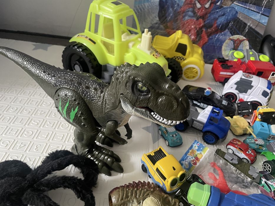 5 пакетов игрушек