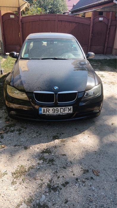 Bmw e 90 mai multe detaliii watzap