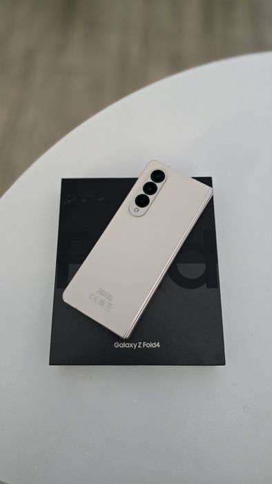 Samsung Galaxy Z Fold 4 256GB
