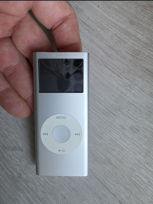 Apple iPod Nano 5th Gen 16Gb si iPod Nano 2nd Targu Jiu • OLX.ro