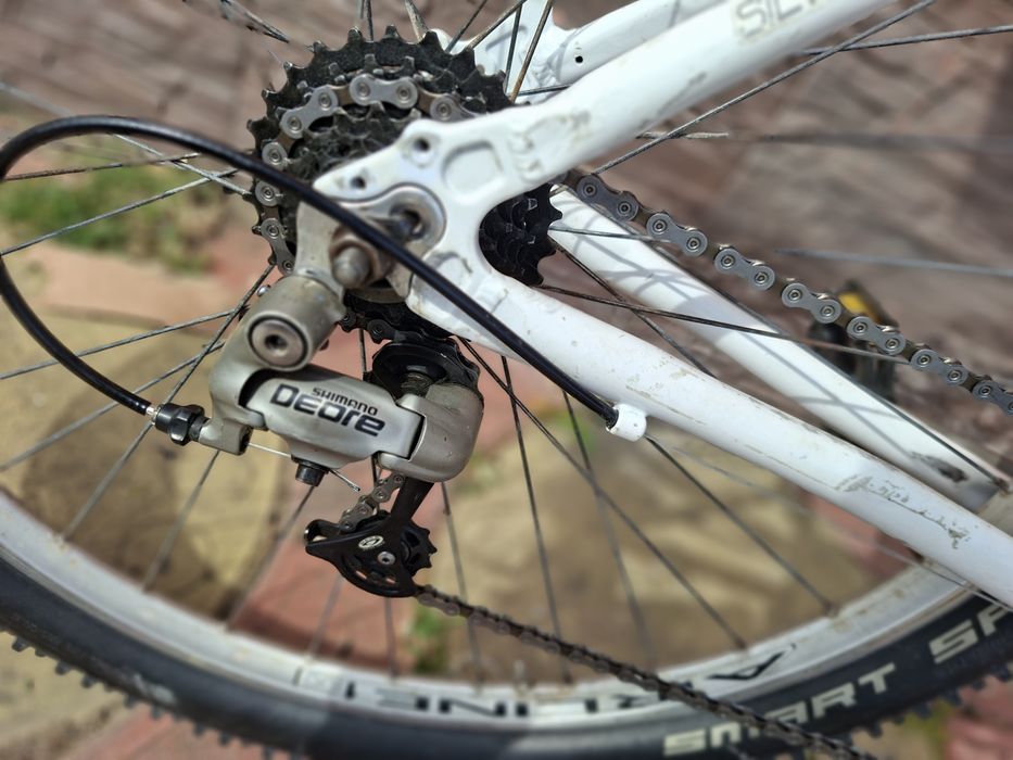 Bicicleta 29 Alb shimano deore full usoara