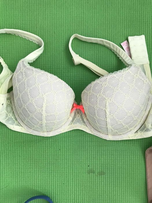 Сутиени Victorias Secret