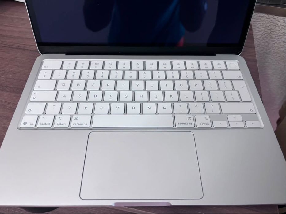 Apple MacBook Neo 13″ A18 Pro / 8GB / 512GB – Silver