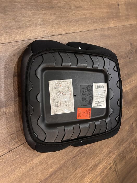 Детско столче за кола.