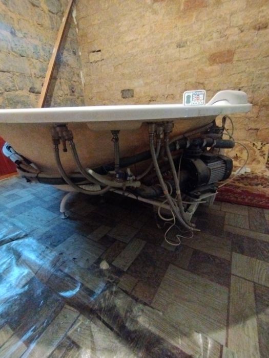 Ванна Жакузи 2-2 продам