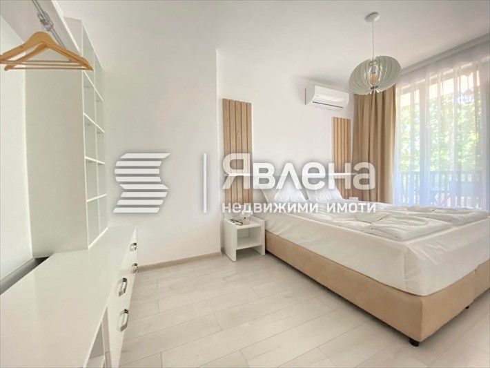 Продава се Тристаен апартамент в Приморско - 88 кв.м за 1478 €/кв.м - Снимка #5