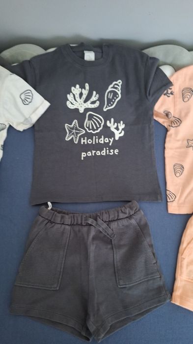 Compleuri de vară tricou pantaloni scurți h&m marimea 86