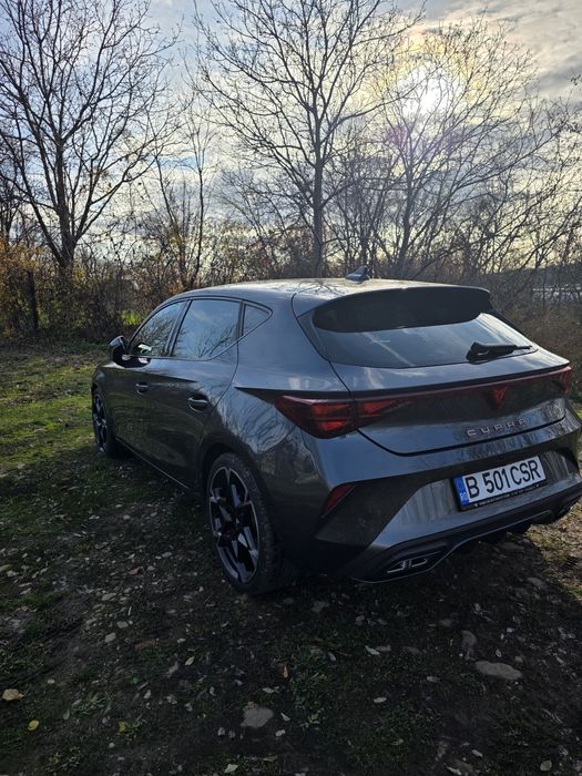 Cupra leon/trapa panoramic /2025New model/muzic Sennheiser