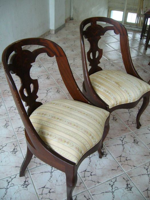 Старинни Двойки Столове - Големи Намаления !