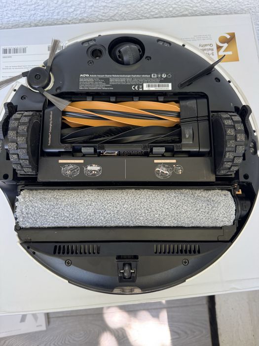 Робот Прахосмукачка + Станция MOVA Z60 Ultra Roller 26 000 Pa, HydroForce Wash, Самоизпразване, FlexScope радар, MaxiReach, All-in-One станция!