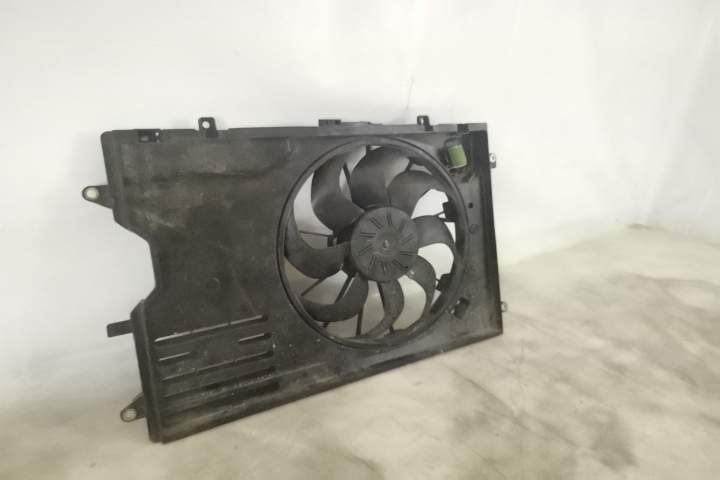 Електровентилатор GMV GMW Оригинален В Добро Състояние Мазда / Mazda C