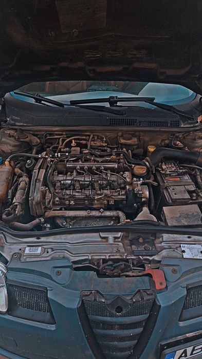 Vând alfa Romeo gt cu pachet bertone