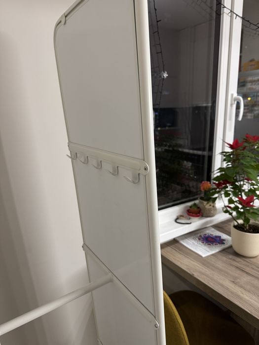 Огледало за коридор