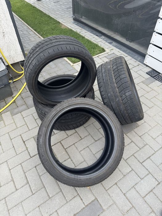Vand anvelope 19 Davanti Wintoura