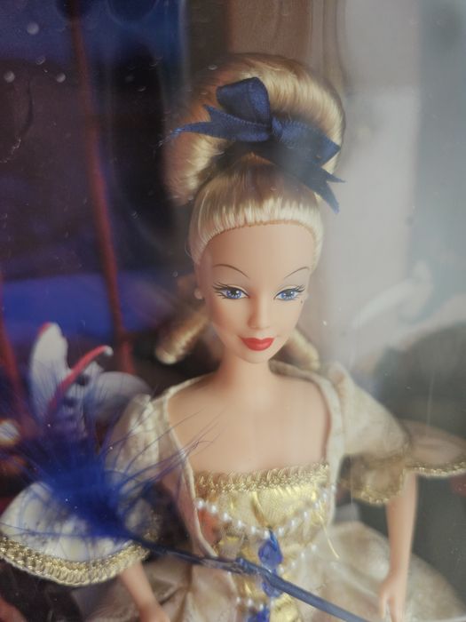 Коллекционная кукла Barbie