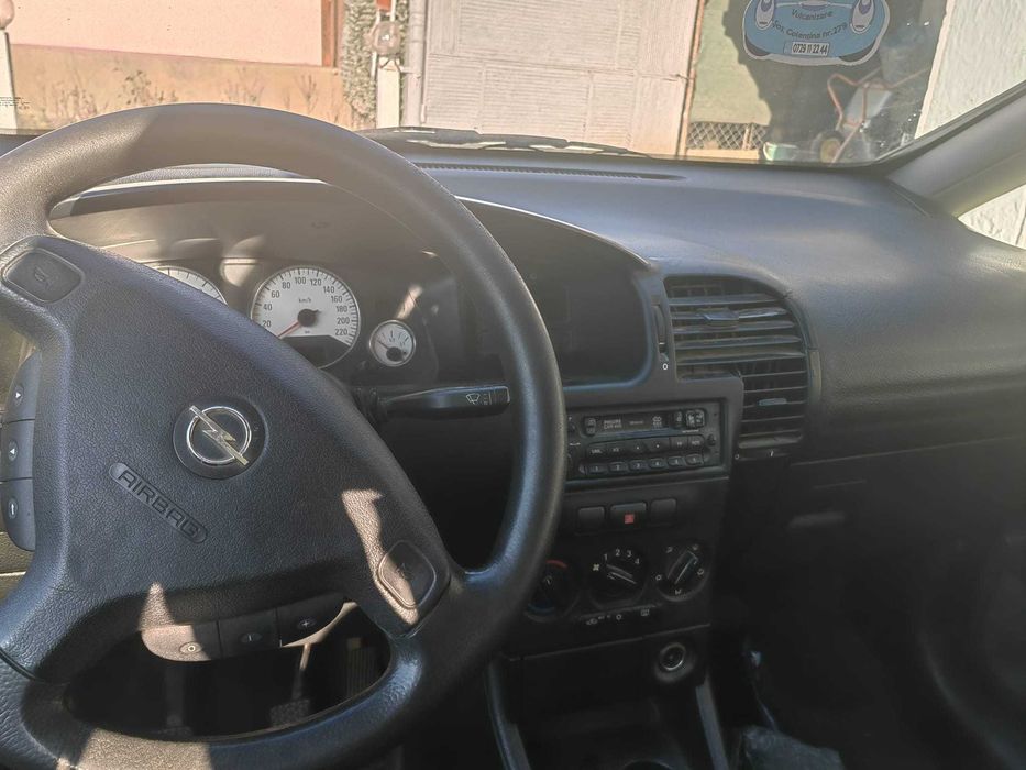 Opel Zafira 2001, motor 2.0 diesel, pentru dezmembrare