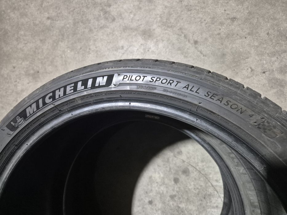 2бр. 255/35/20 летни гуми Michelin Pilot Sport всесезонни зимни