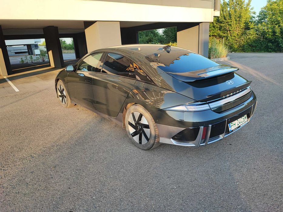 Hyundai Ioniq 6 229 CP - Premium - 77,4 kWh - autonomie 614km WLTP