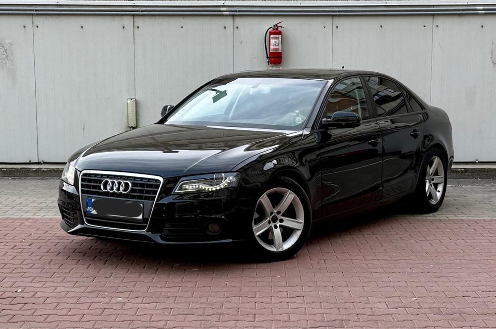 Vând AUDI A4 B8