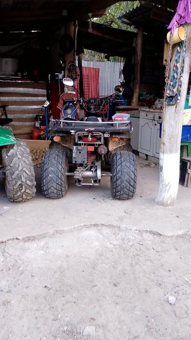 Vând ATV Aeon Cobra de 180cc