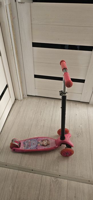 Балаларға арналған самокат