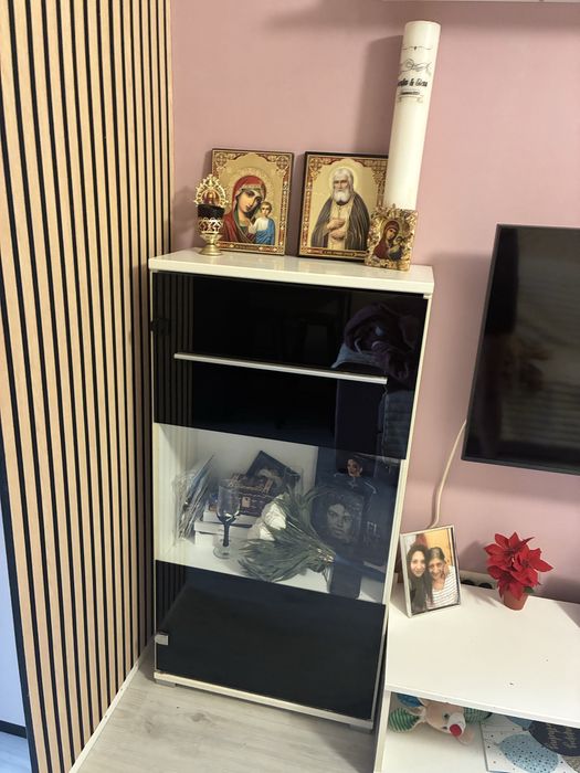 Vand Living mobila de sufragerie