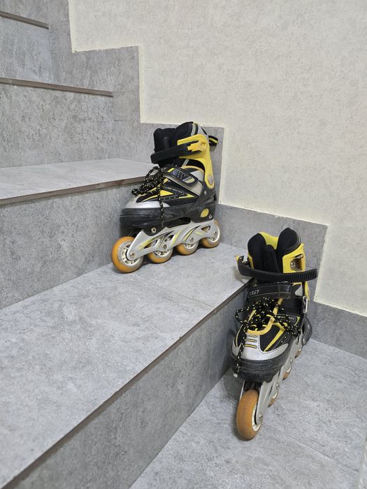 Продаются ролики раздвижные 34-36 размеры