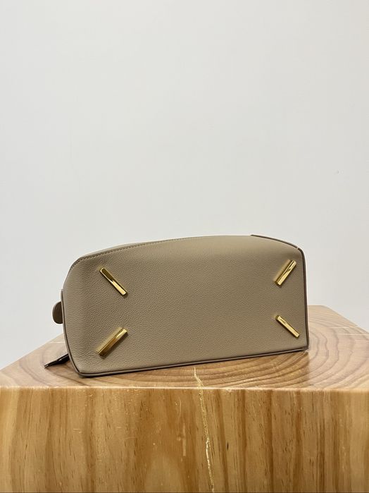 Чанта Loewe puzzle цвят Sand