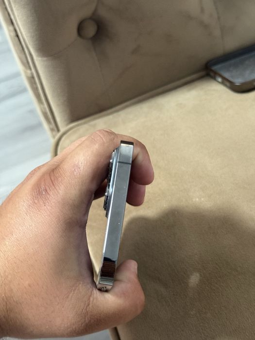 Vand carcasa iphone 13 pro max stare buna! Cu placa de baza!