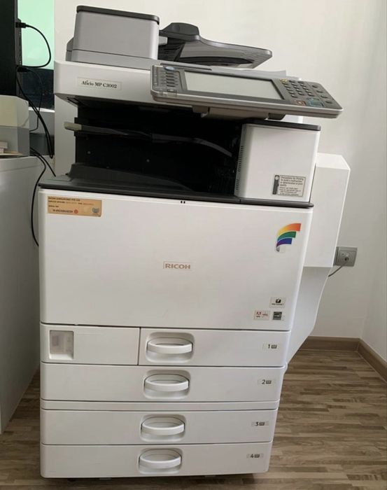Продам МФУ Ricoh Aficio MP C3002