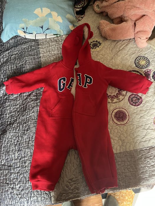 Продам детские вещи