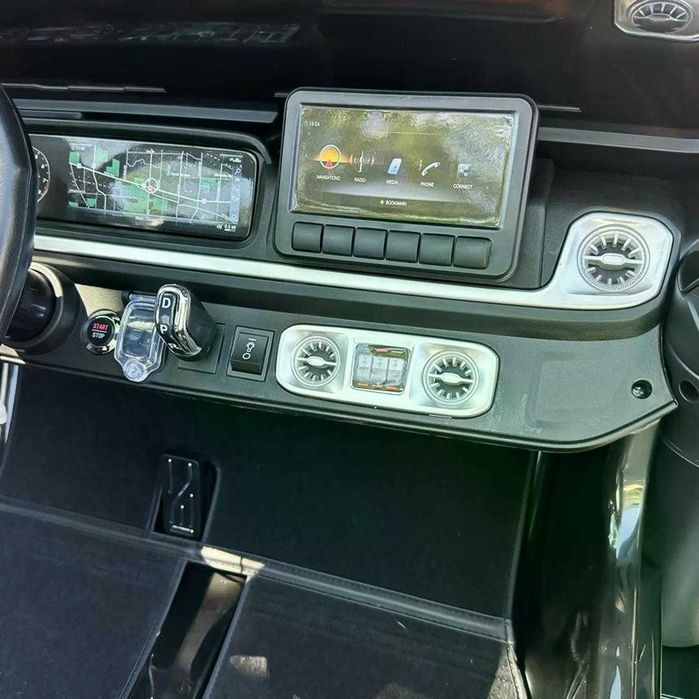 Masinuta electrica pt. 2 copii Mercedes G63, 4x 200W, 24V-14Ah Black