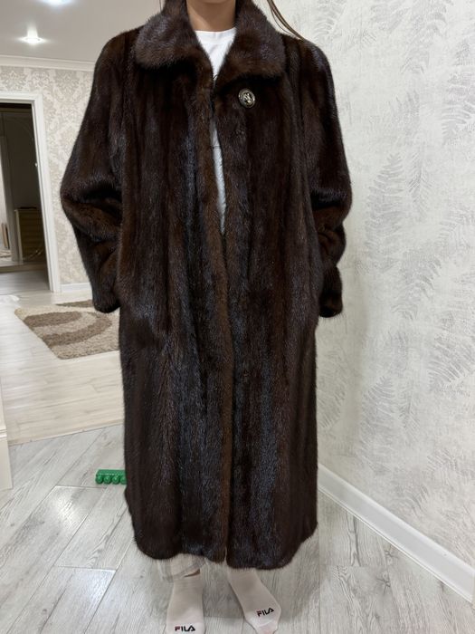 Продам норковую шубу