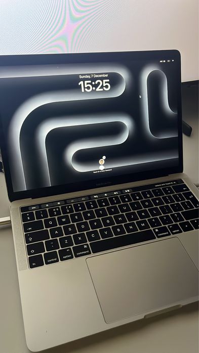 Macbook PRO 2016 TOUCHBAR 13inch