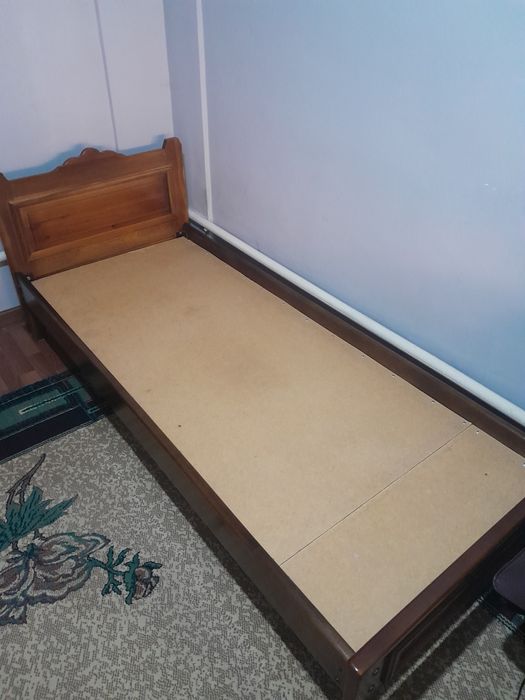 Продаётся одно спальня кровать