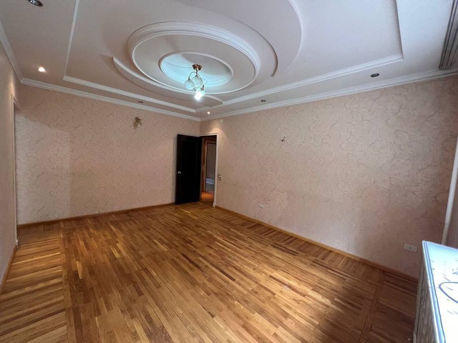 4 хонали Беруни Анкология Хувайдо махалла сотилади 135 квадр