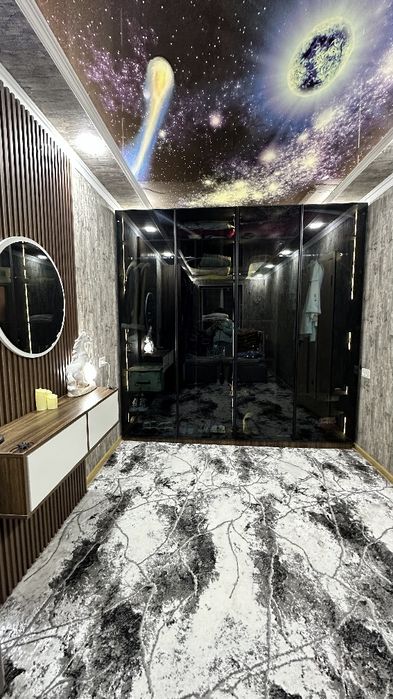 Продаётся современная квартира с авторским ремонтом и гардеробной