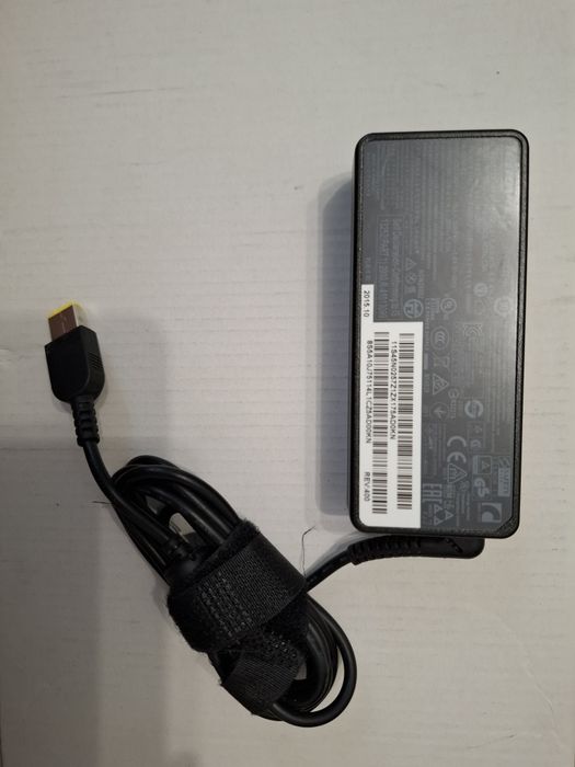 Alimentator incarcator laptop LENOVO 20V 2.25A 45W, 3.25A 65W, 4.5A 90