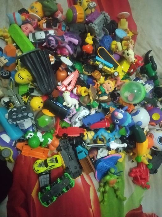 Детские игрушки игры киндер хар хил машина сотилади ! Tayyor biznes.!