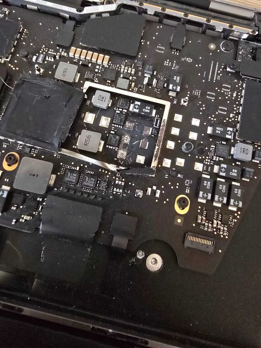 Macbook Pro A2338 (13-inch 2020, M1)