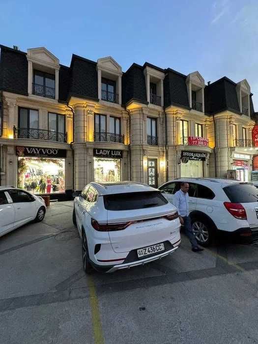 Shayxontohur - yevro ta’mirlangan 3 xonali yangi bino gulzor.`