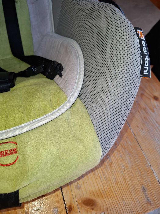 Две столчета за кола за 50 лв двете/ 0-18 кг