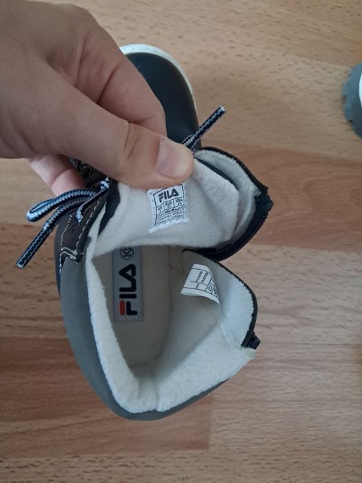Ghetute Fila marime 25