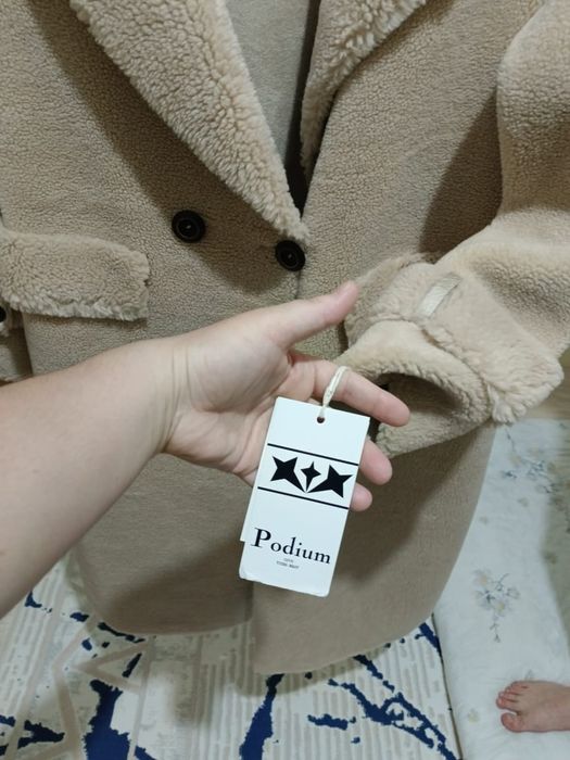 Продам пальто За все 30000тенге