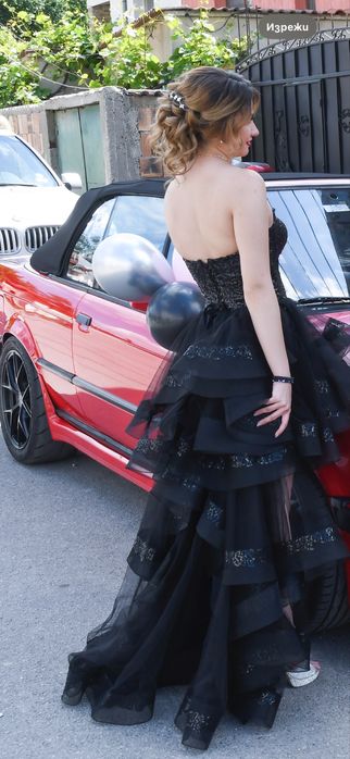 Луксозна бална/официална рокля – черна с пайети и асиметрична кройка