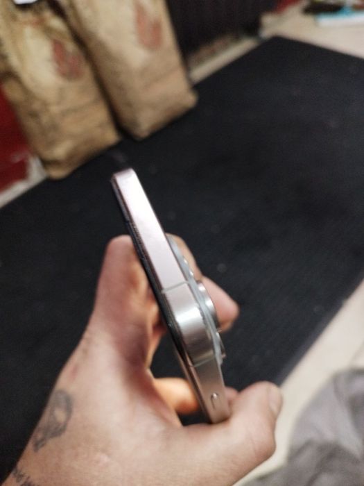 Iphone 15 pro max на 256 обмен есть