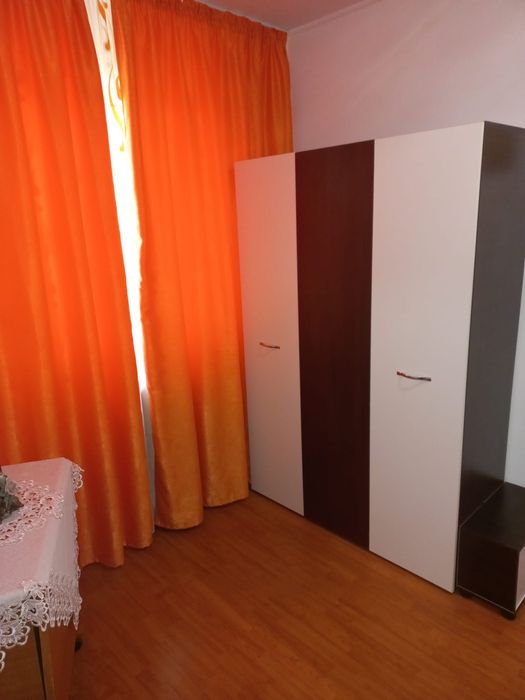 Inchiriez  apartament 2 camere Ploiesti